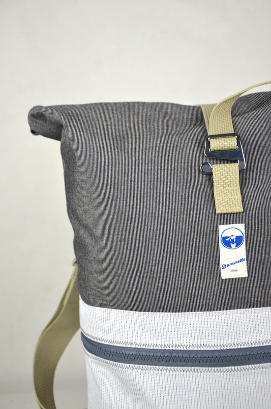 Rucksack Grau Weiss