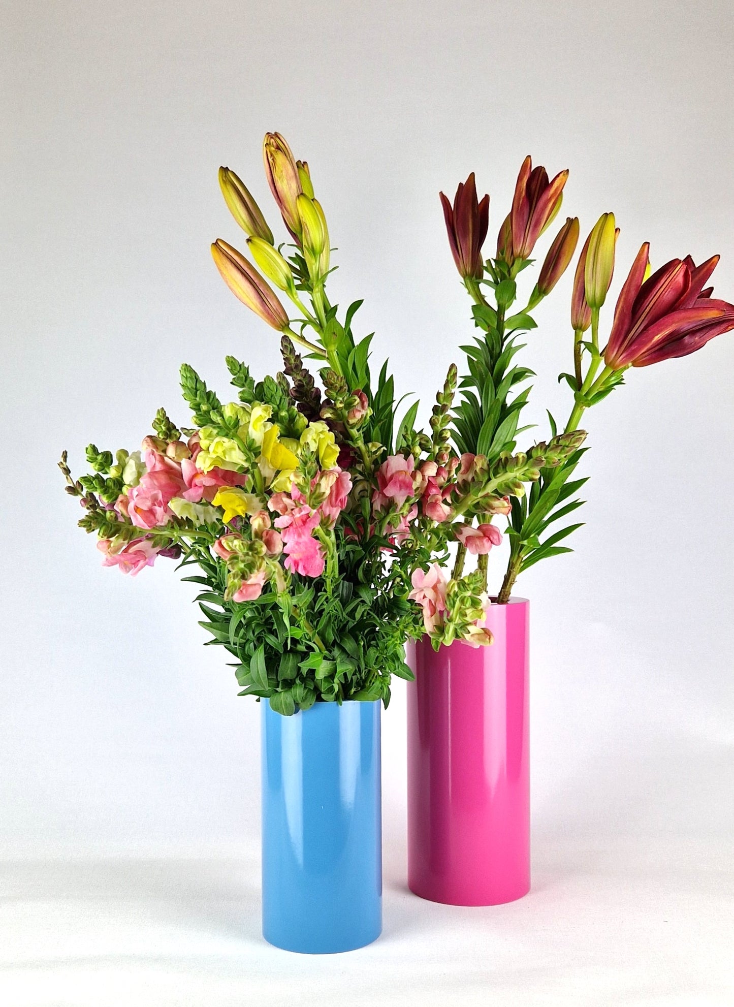 Design Vase made in Zurich. Dazurelle. Blumen. Floristik.