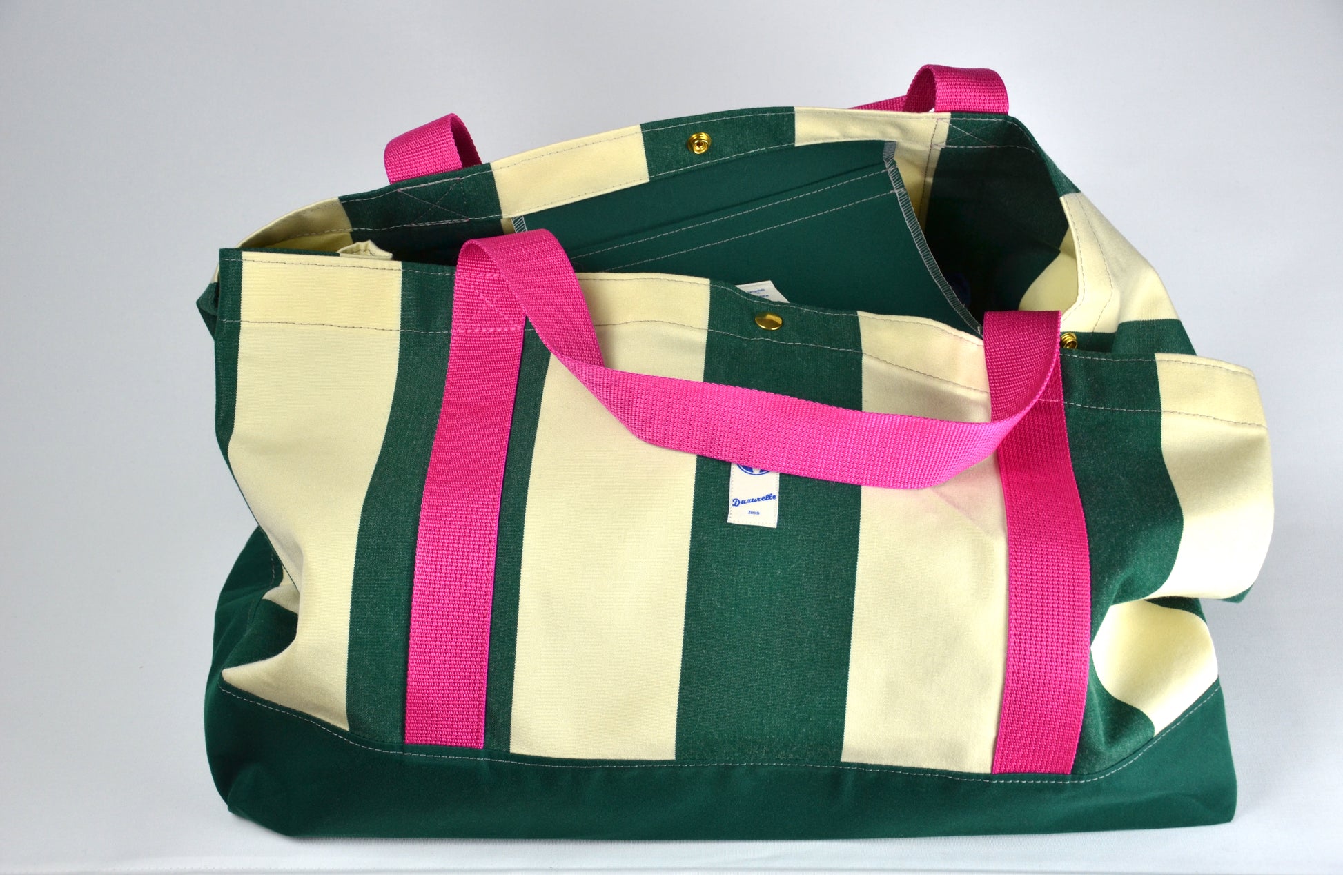 Strandtassche Dazurelle. Beachbag made in Zürich. Swiss Design Bag