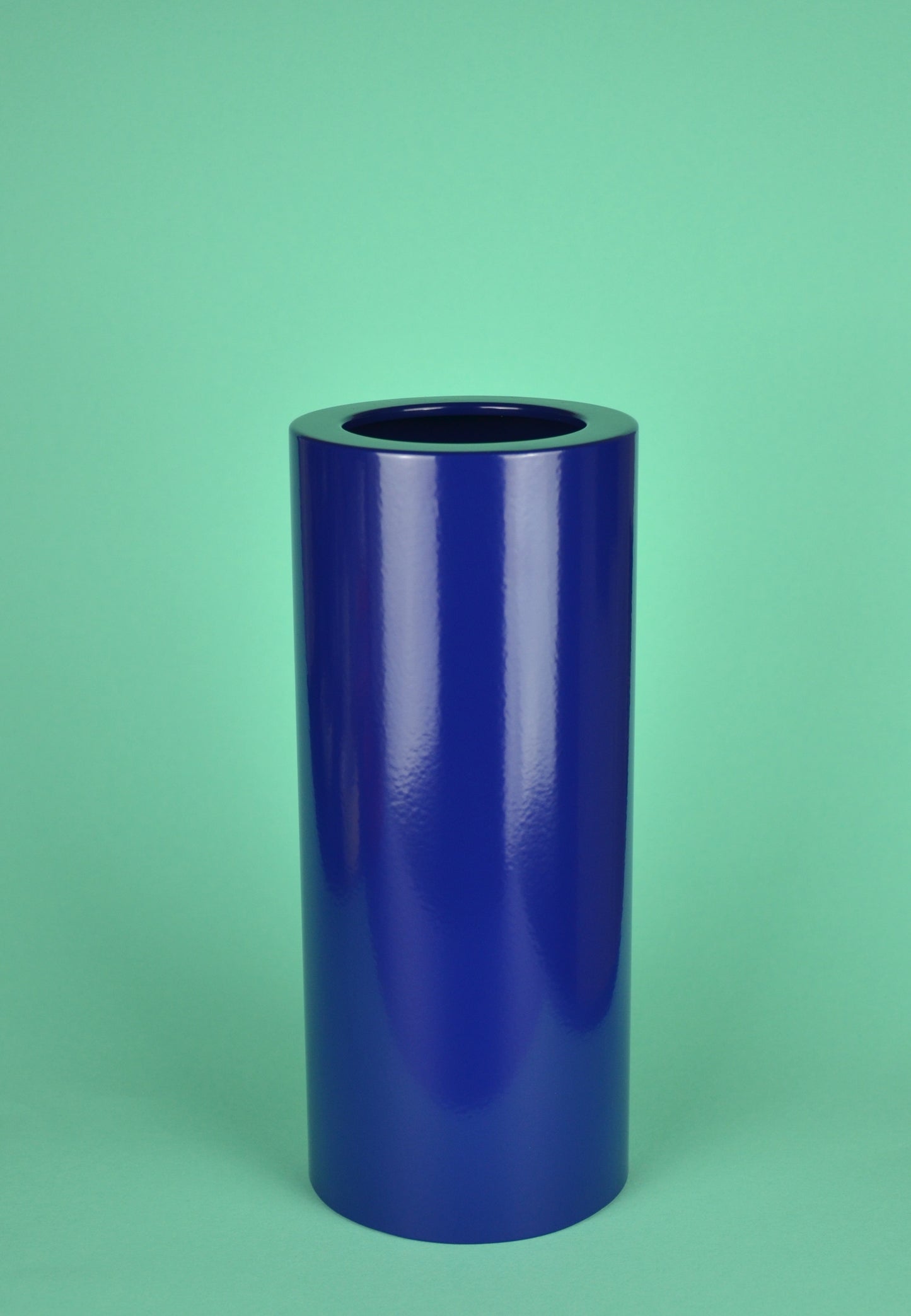 Vase made in Zürich. Dazurelle Design Vase