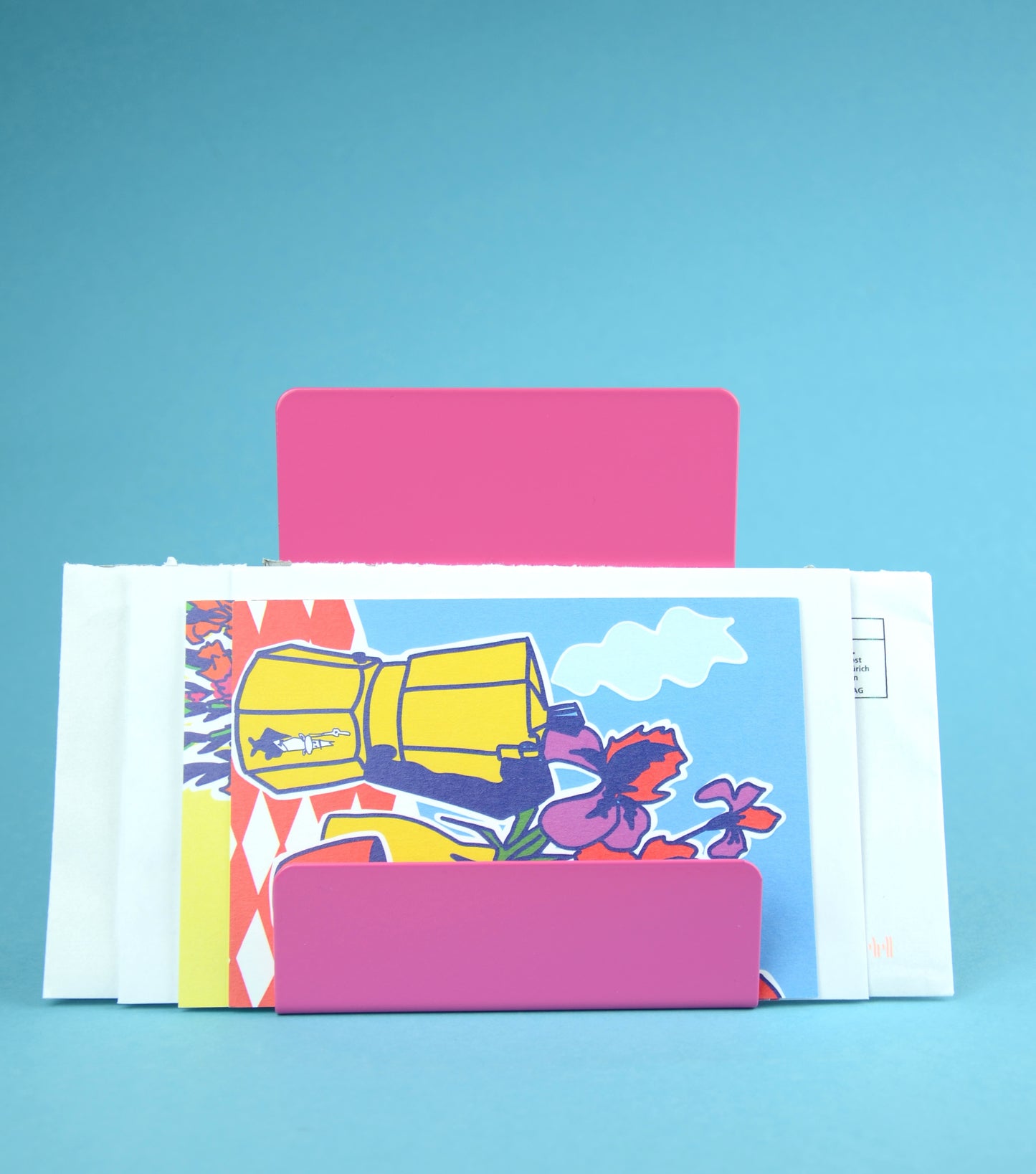 Funktionales Designmöbel für Schreibtisch und Eingangsbereich