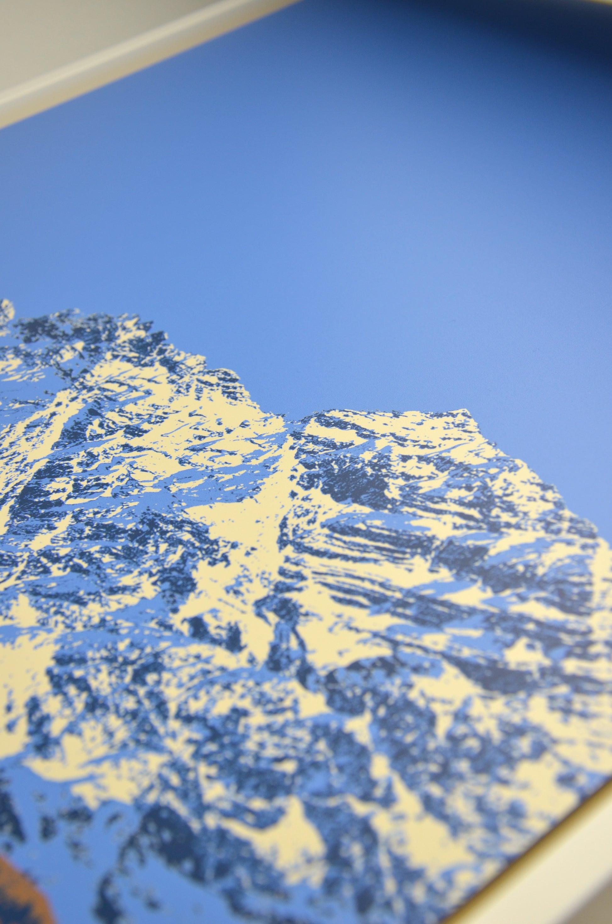 Ein Stück Bergwelt für Zuhause – Schweizer Landschaft in moderner Bildsprache