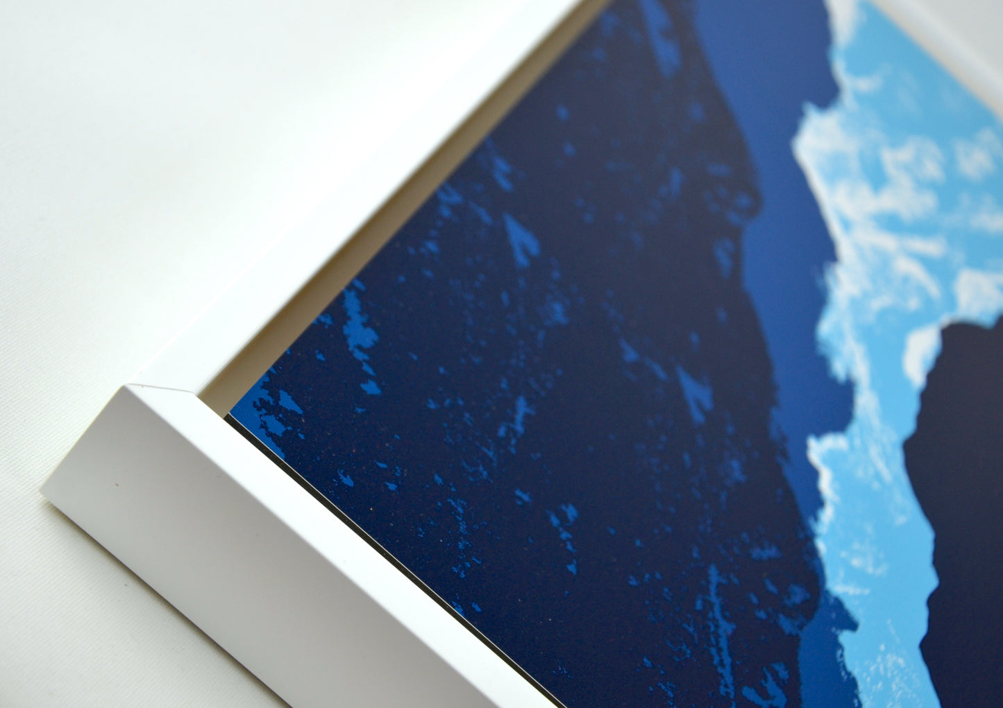 landscape art with Swiss identity – ideal for travellers seeking a modern memento